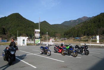 R166