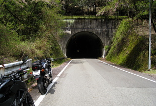 上富田すさみ線 - r36 - 卒塔婆隧道 上富田すさみ線 - r36 - 卒塔婆隧道