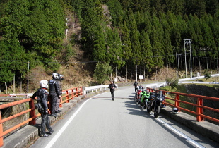 栃谷加杖坂林道 栃谷加杖坂林道