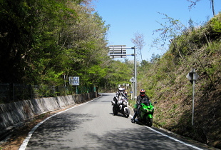 南濃北勢線 - r25 - ニノ瀬越(峠) 南濃北勢線 - r25 - ニノ瀬越(峠)