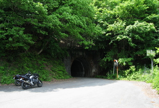 市場野田鴨線 - r295 - 沢隧道 市場野田鴨線 - r295 - 沢隧道