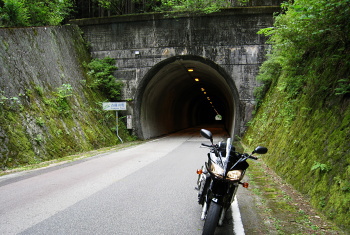 すさみ古座線 - r38 - 洞谷隧道 すさみ古座線 - r38 - 洞谷隧道