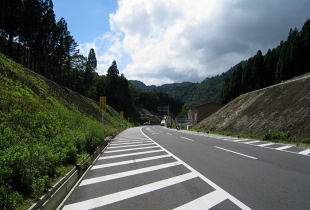 R421 石榑トンネル R421 石榑トンネル