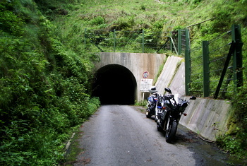 洞川下市線 - r48 - 小南峠トンネル 洞川下市線 - r48 - 小南峠トンネル