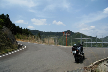 小広和田川林道:四辻峠 小広和田川林道:四辻峠
