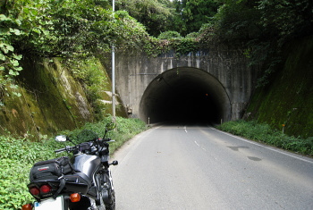 鳥取広域農道 臼谷トンネル 鳥取広域農道 臼谷トンネル