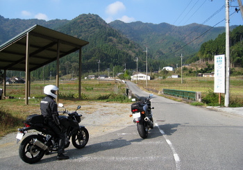 岩野辺山崎線 - r429 - 岩野辺山崎線 - r429 -