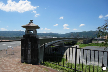 T - r25 - ےË