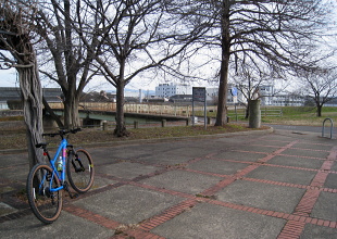 堤外児童公園 堤外児童公園
