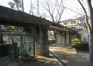 西河原大橋 - 元茨木川 西河原大橋 - 元茨木川